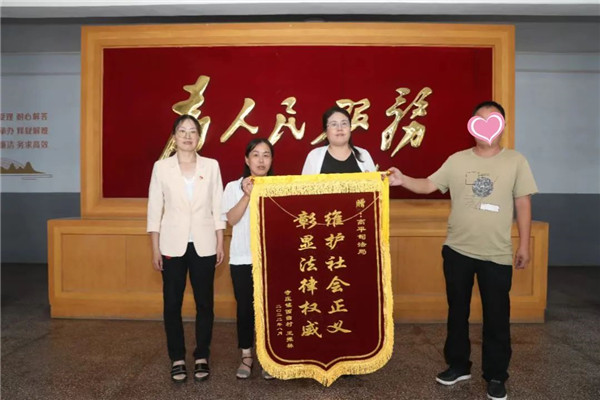 1661911125845084775.jpg 三晋法援基层行.jpg