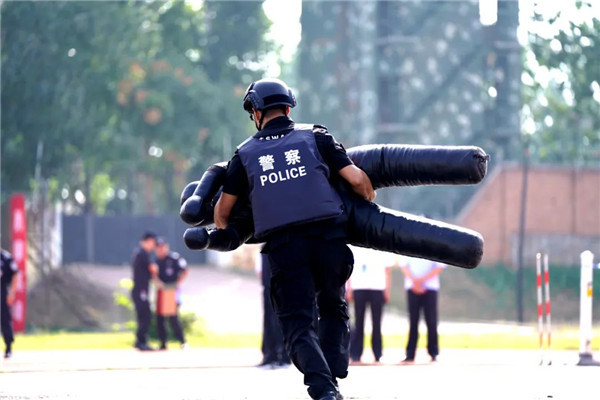 1664421549124014886.jpg 巡特警实战大练兵比武6.jpg