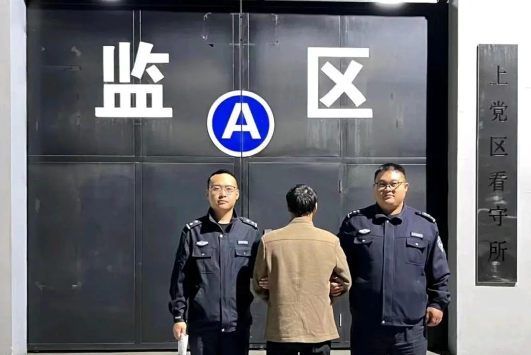 1698052171041038256.jpg
