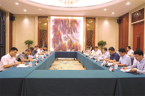 省委政法委督导《中国共产党政法工作条例》贯彻落实情况.jpg