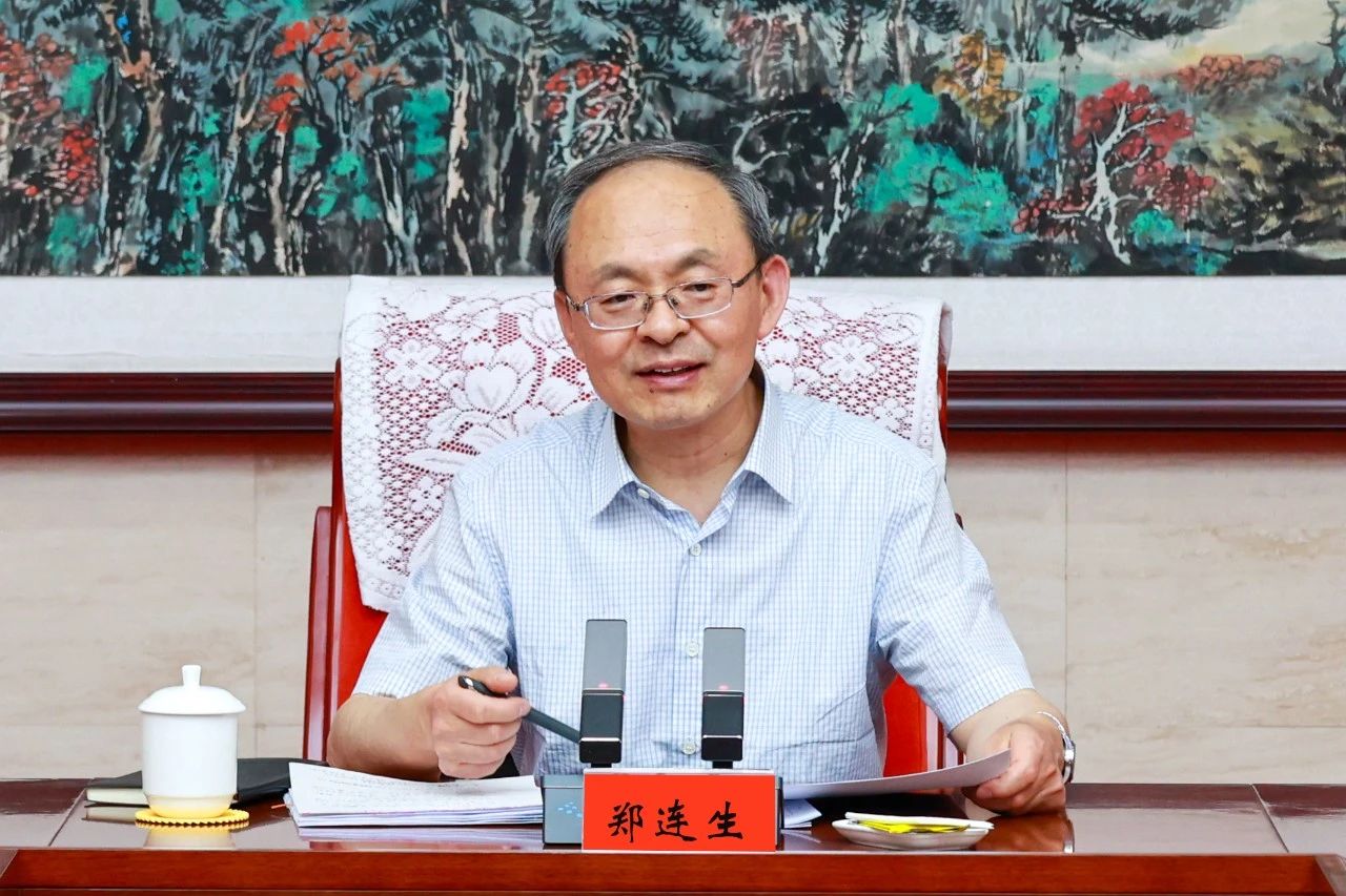 102.jpg
