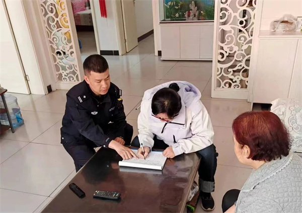 1715068991035019709.jpg 示范警务室巡展2.jpg