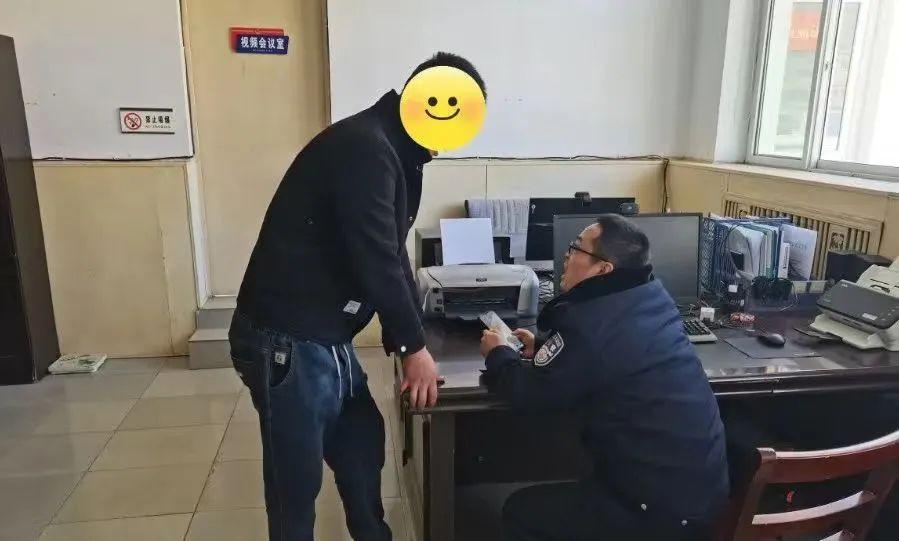 1742981607239093241.jpg